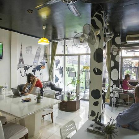Mad Cow Hostel Μπανγκόκ Εξωτερικό φωτογραφία