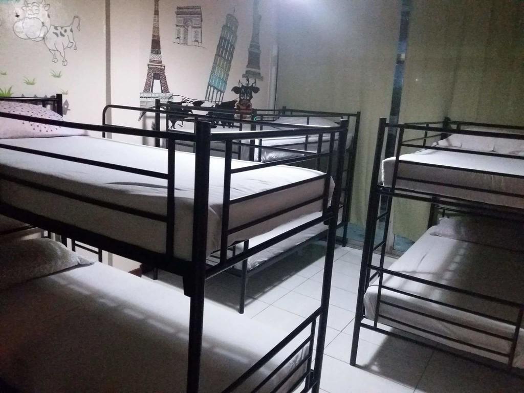 Mad Cow Hostel Μπανγκόκ Εξωτερικό φωτογραφία