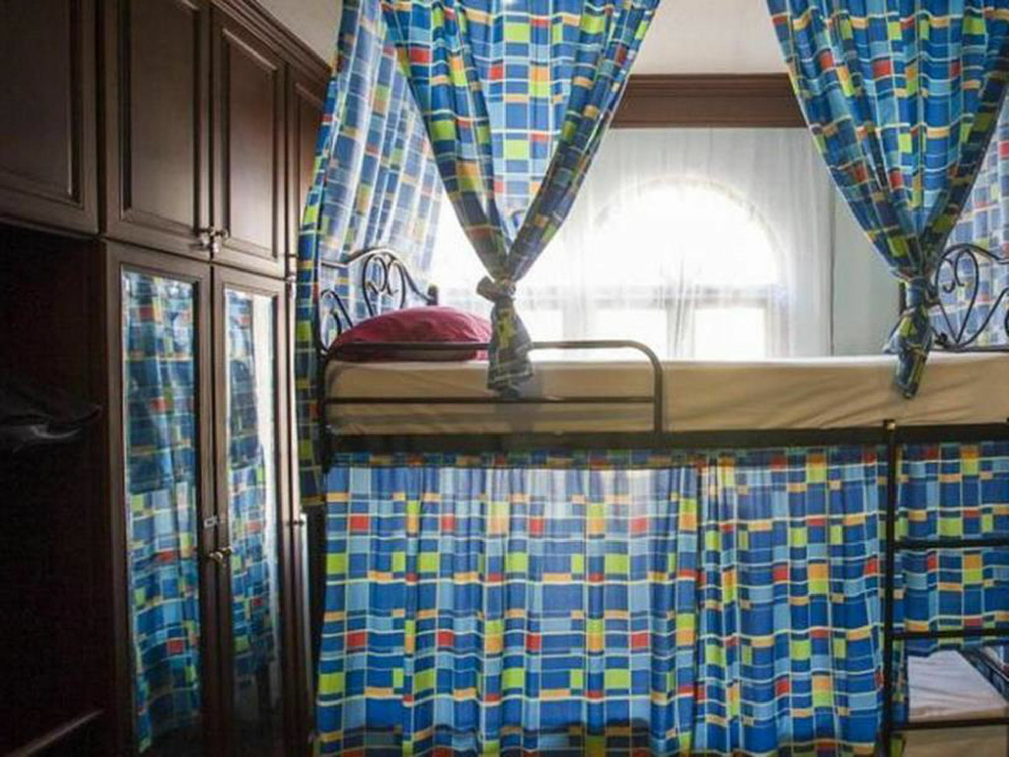 Mad Cow Hostel Μπανγκόκ Εξωτερικό φωτογραφία