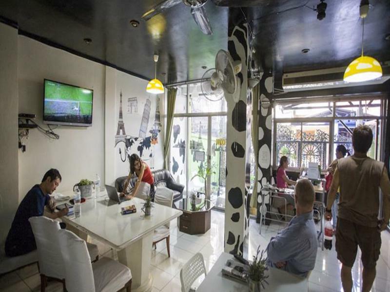 Mad Cow Hostel Μπανγκόκ Εξωτερικό φωτογραφία
